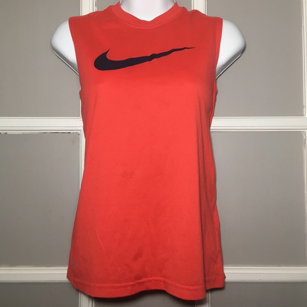 NIKE RED MUSCLE TOP - Picture 3 of 7